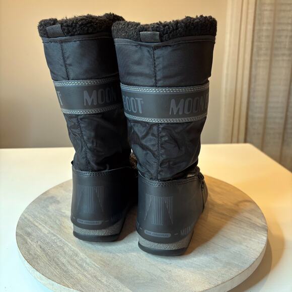 Moon Boot Icon Low Black Waterproof Winter Snow Boots Women's US 6 Faux Fur - Picture 8 of 12
